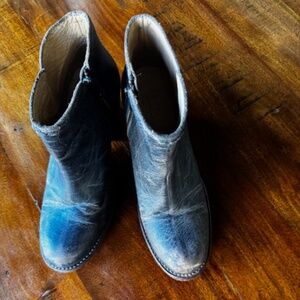 Bed Stu Cobbler Series Yell Gray Distressed Zip Ankle Boots Women's Size 7